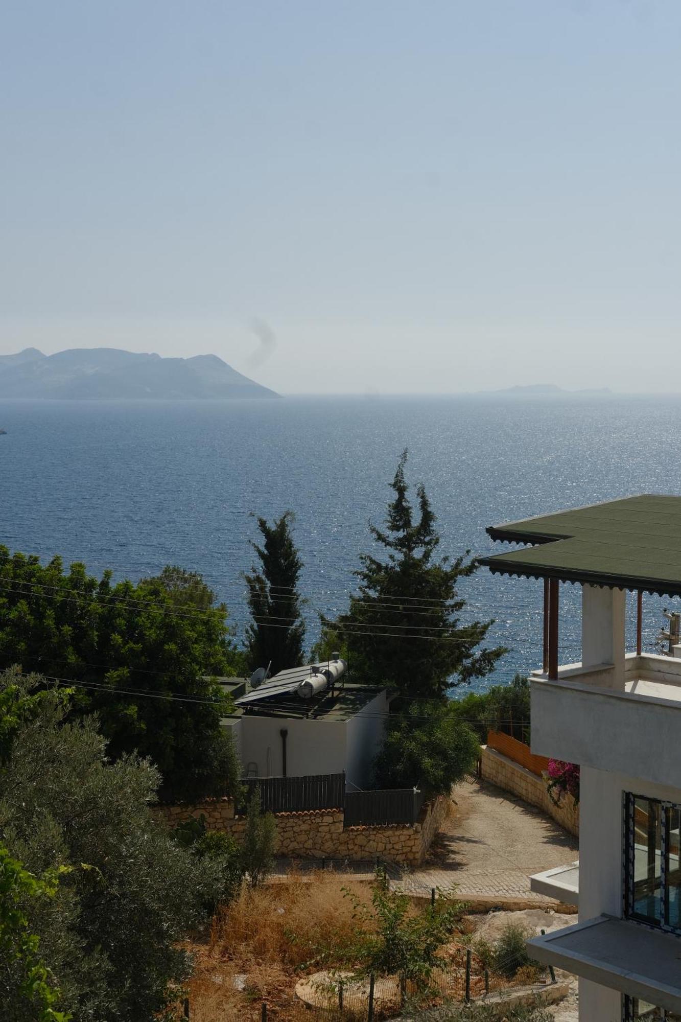 Kaktus Suites Kas Bagian luar foto