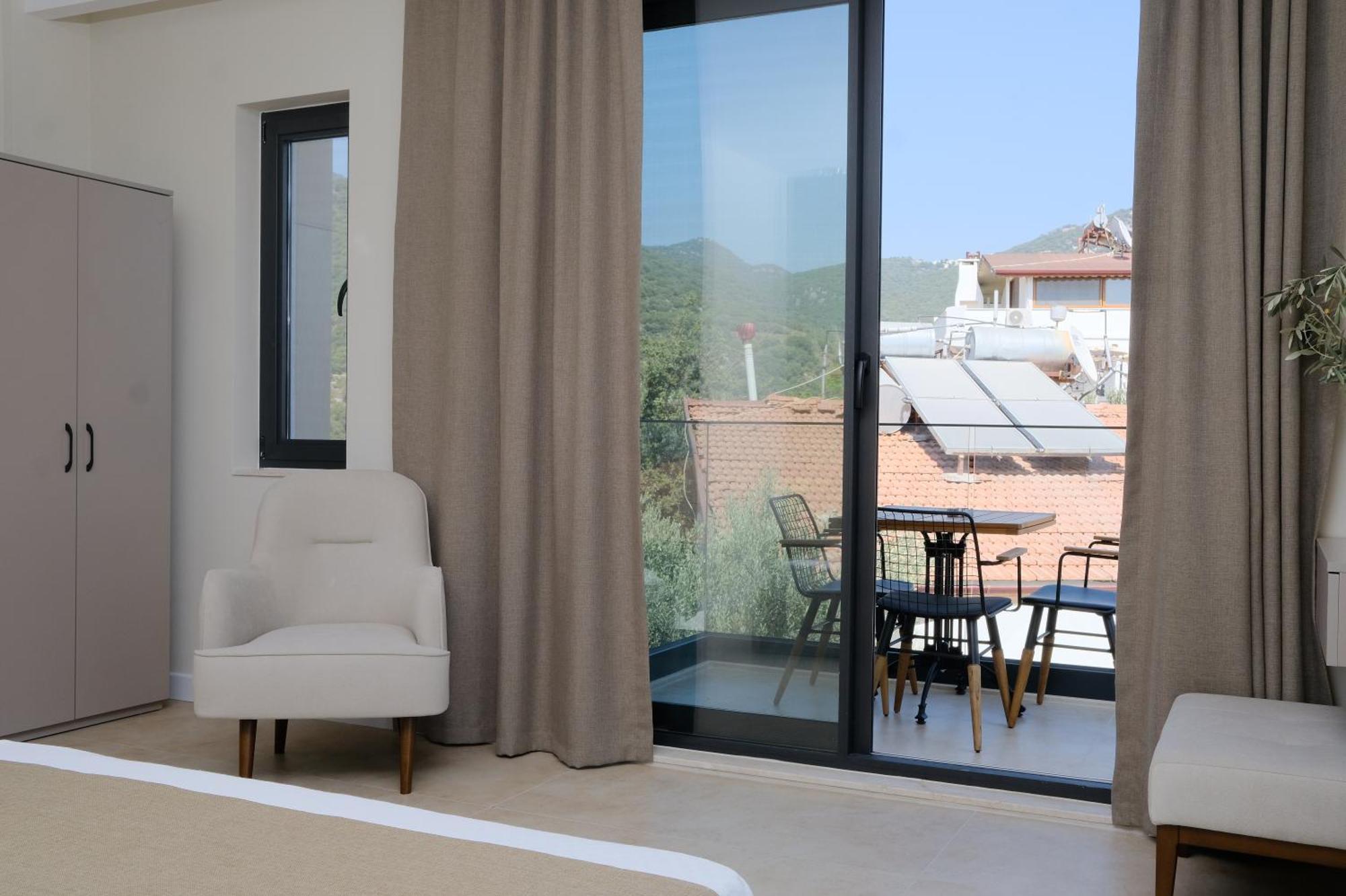 Kaktus Suites Kas Bagian luar foto