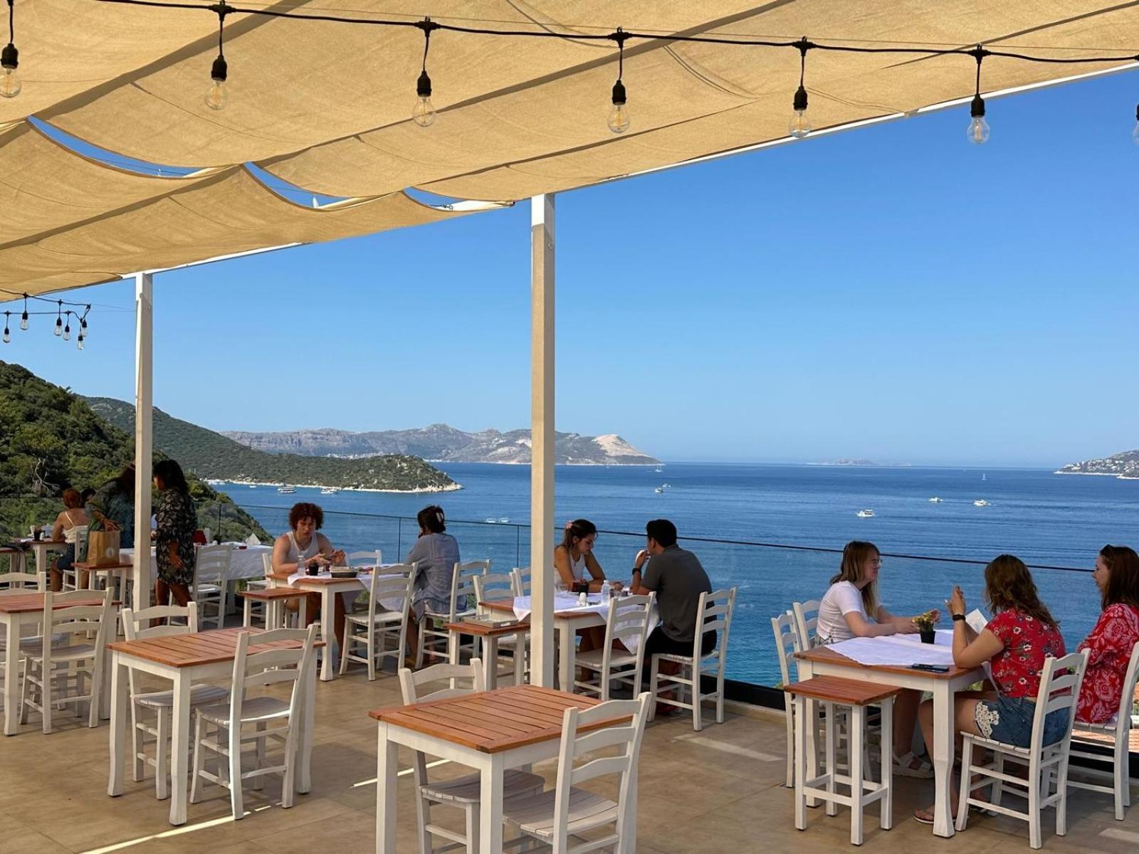 Kaktus Suites Kas Bagian luar foto